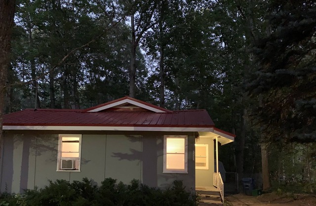 Cottage, 1 BR, sleeps 4