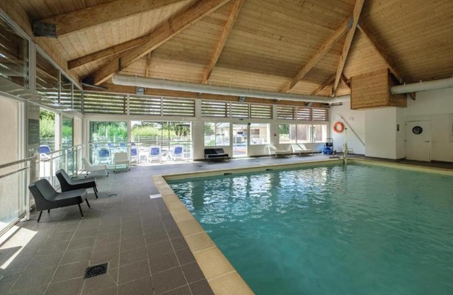 Cottage 102