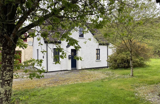 Cottage 466 - Clifden - sleeps 5 guests in 3 bedrooms