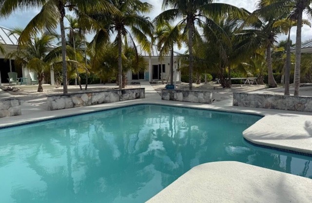 Cottage 6 - Charming 1-bedroom cottage-pool-tennis-walk to beach in Sandy Point