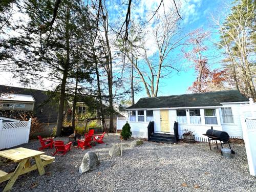 Cottage 8-9 - Stand Alone 2 Bedroom/2 Bath