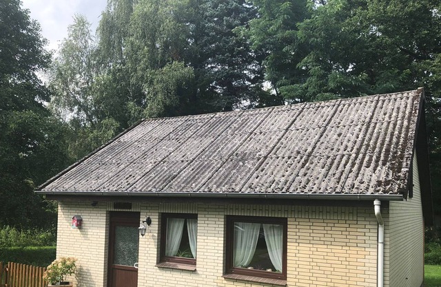 Cottage at the fish ponds in Höfer