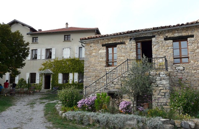 Cottage & Bed and Breakfast 20 people, Alpes Provençales (Montjay)