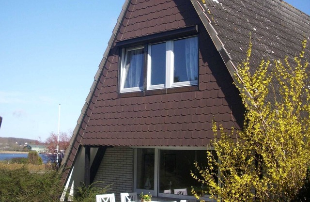 Cottage bunk with Schleiblick