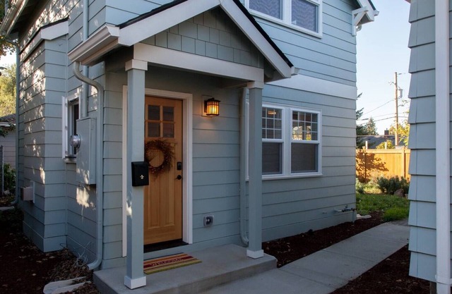 Cottage featuring lots of room, parking, and easy access to the best of Portland