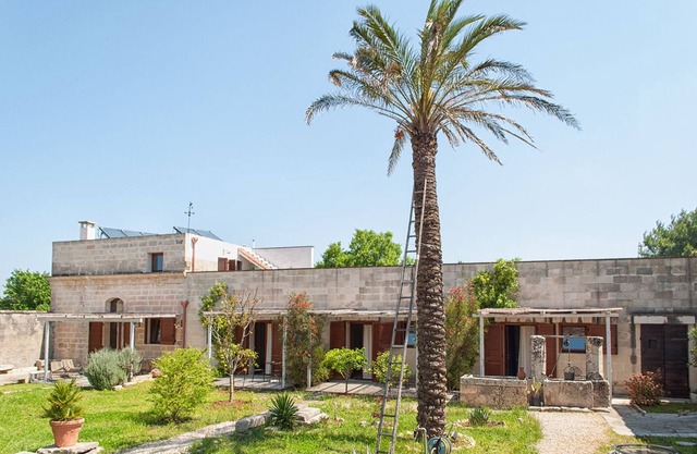 Cottage for 4/5 people, inside the Masseria, near Otranto and Badisco
