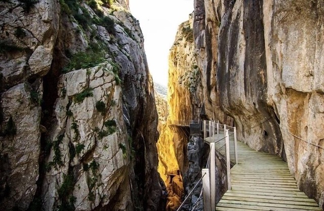 COTTAGE IN ARDALES, near the Caminito del Rey,