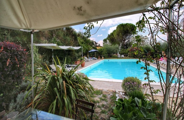 Cottage in Bettona with Pool & Near Assisi