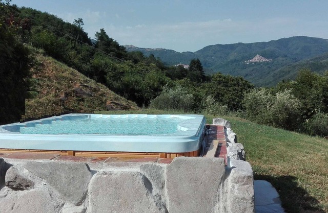 Cottage in Pescia with Pool and Garden