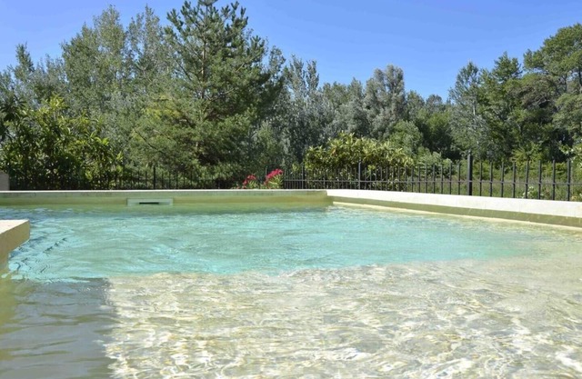 Cottage in the countryside with private pool