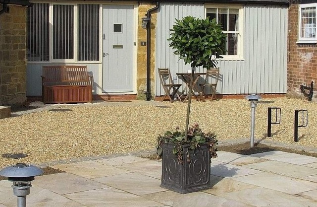 Cottage In The Heart Of The Cotswolds