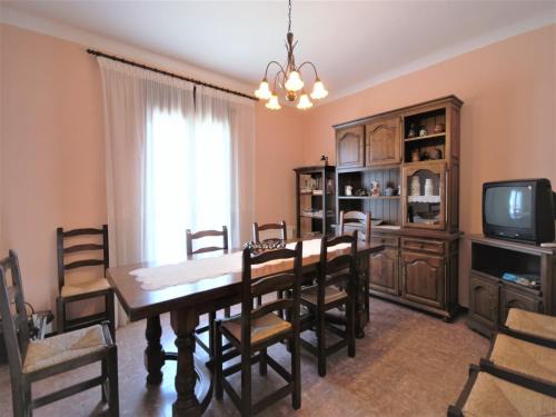 Cottage in Vila-sacra near Beaches and Aquabrava, cleaning included