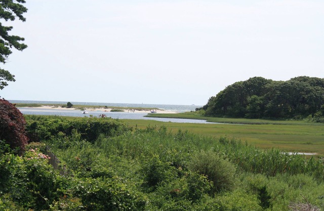 Cottage in W. Hyannisport - Water views galore!