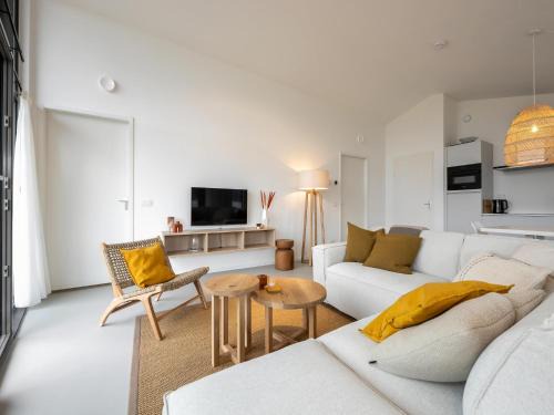 Cottage in Wissenkerke near Nature Reserve, cleaning included