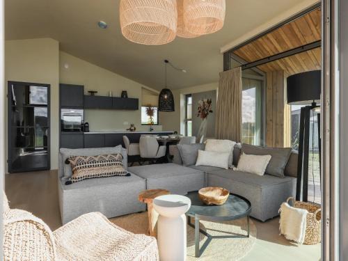 Cottage in Wissenkerke near Nature Reserve, cleaning included
