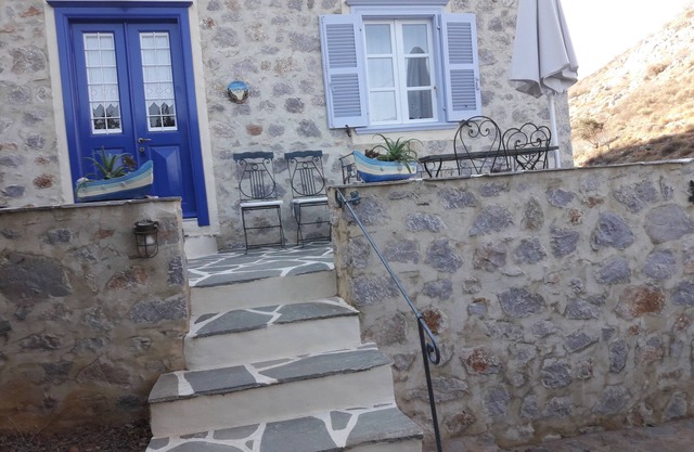 Cottage Nefeli Theoktista-Built By A Detached Stone House Near Sea Side