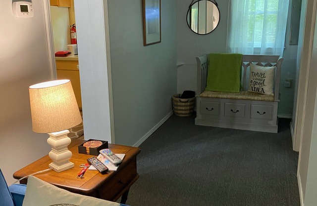 Cottage On Beech Haven In The Woods- 2.8 miles from UGA Campus