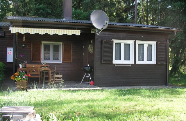 Cottage on the lake with lake view