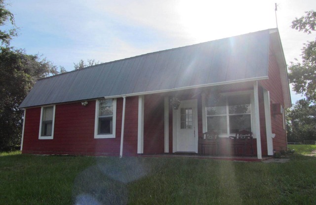 Cottage on Family Farm - West of U.F./Gainesville/Newberry