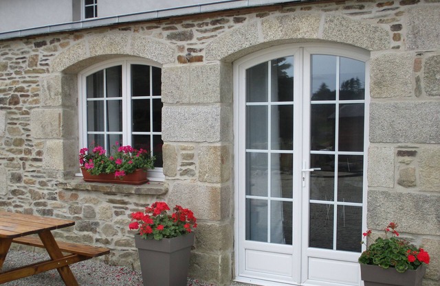 Cottage 'Penty's Ar Men 1' with Shared Terrace
