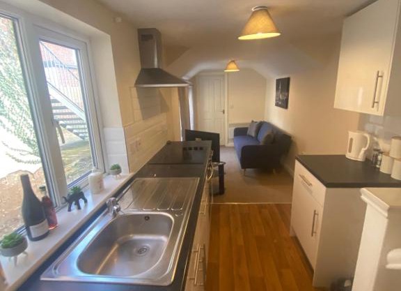 Cottage style cosy flat