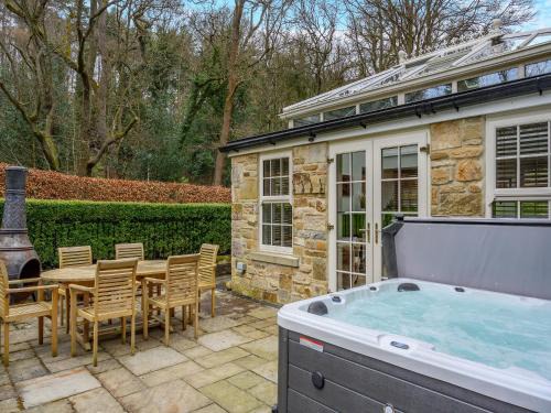 Cottage - Uk48472
