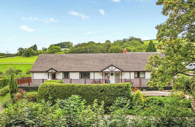 Cottage with one double.