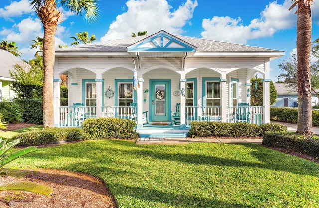 Cotton Candy - Crystal Beach Cottages, Near Beach, Destin, Community Pool!