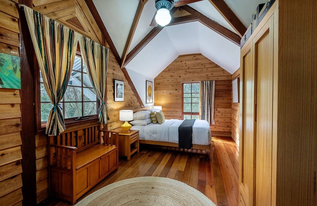 Country Escape- The Ultimate Group Getaway