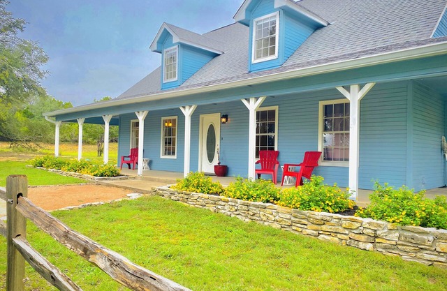 Country Farmhouse on 9 Acres.