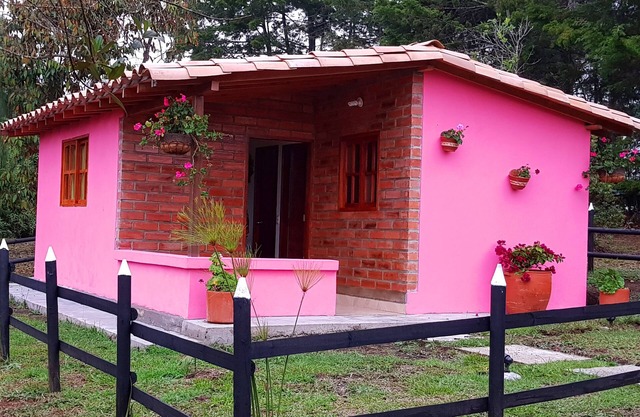 Country Finca in heart of Parque Ecologico Piedras Blancas close to Arvi Metro.