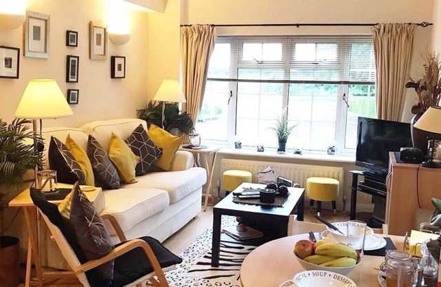 Countryside Farmland Retreat