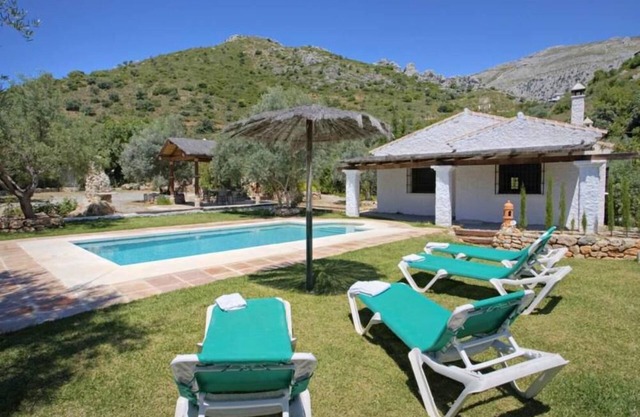 country holiday home - 3 rooms - 4/6 personsHouse with characterHouse with character