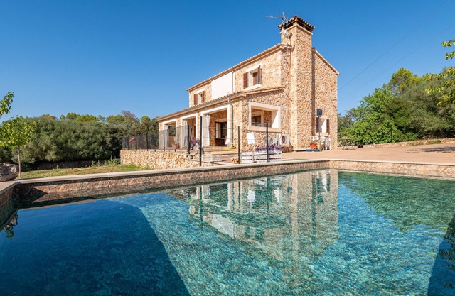 Country House 'Ca Na Capellana' with Mountain View, Private Pool and Wi-Fi