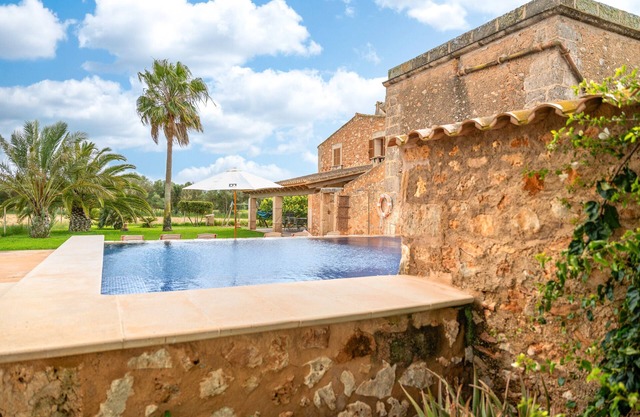 Country House 'Can Mayol' with Mountain View, Wi-Fi and Air Conditioning