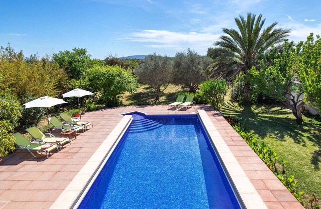 Country House 'Can Putxeta' with Mountain View, Private Pool and Wi-Fi