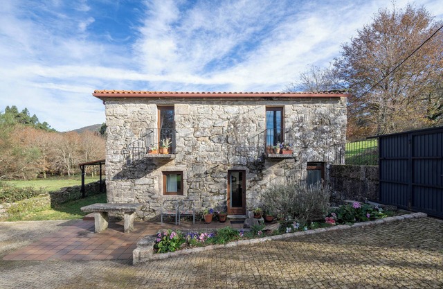 Country House 'Chan Da Ra' with Mountain View, Private Pool and Private Terrace