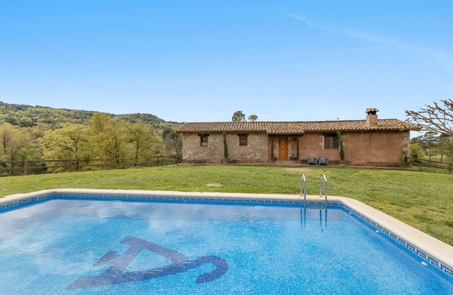 Country House 'El Molí De Canellas' with Mountain View, Private Pool and Wi-Fi