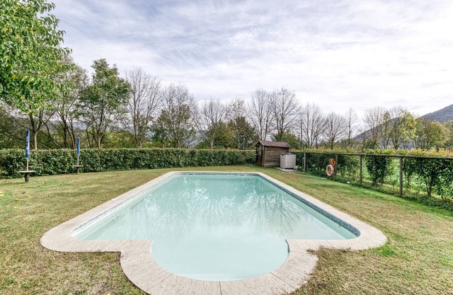 Country House 'El Xalet' with Mountain View, Shared Pool and Wi-Fi