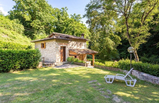 Country House/Farm House in Molezzano with 2 bedrooms sleeps 4