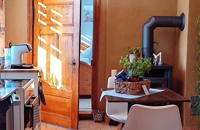 Country House 'Ferienwohnung Steffenshagen' with Shared Garden and Wi-Fi