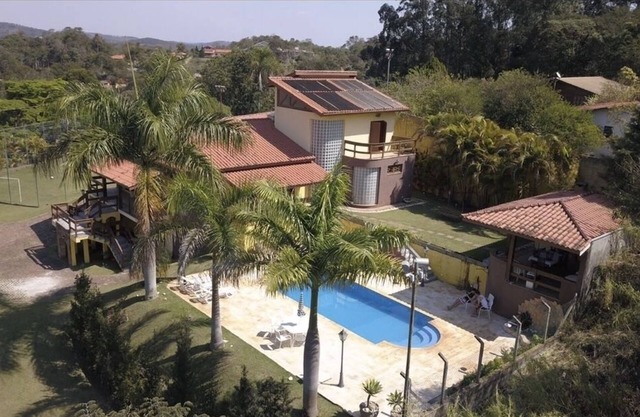 Country house in Atibaia with swimming pool in gated community
