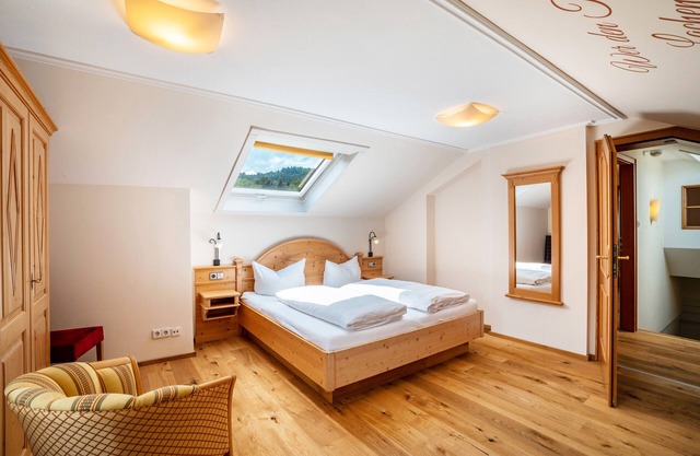 Country House Room 'Dachjuche' with Mountain View and Wi-Fi