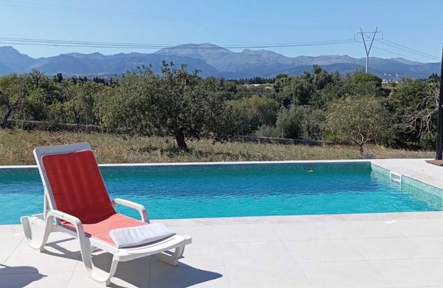 Country House 'S'Ermitori' with Mountain View, Private Pool and Wi-Fi