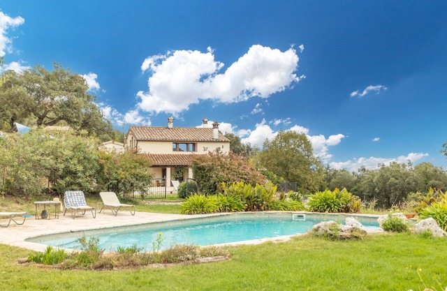 Country House 'Vinyoles 1' with Mountain View, Shared Pool and Wi-Fi