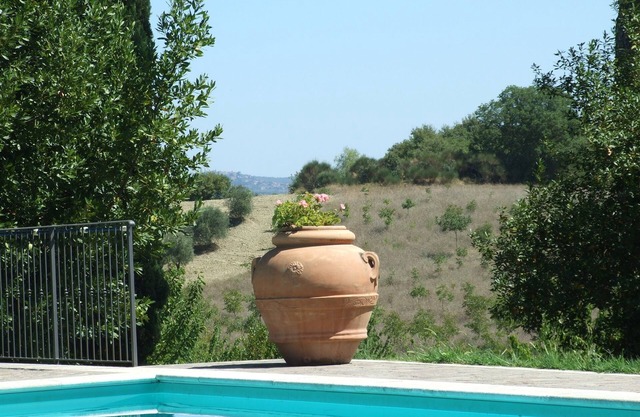 Country house with pool and panoramic view, ideal for families with children