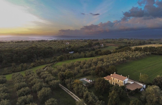 country house with private swimming pool