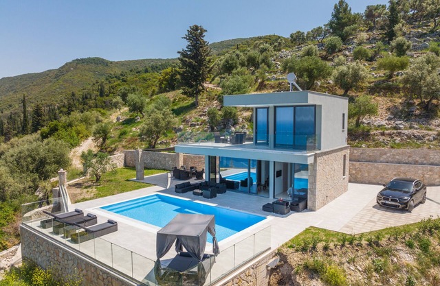 Country House "Zenvillas" with Private Pool & Wi-Fi