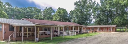 Country Inn Motel