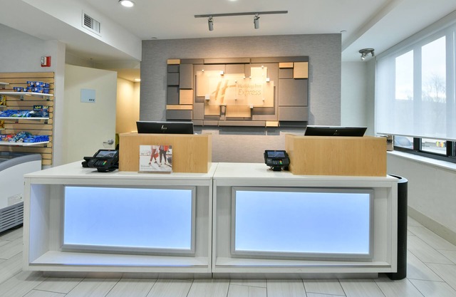 Country Inn & Suites by Radisson, Staten Island